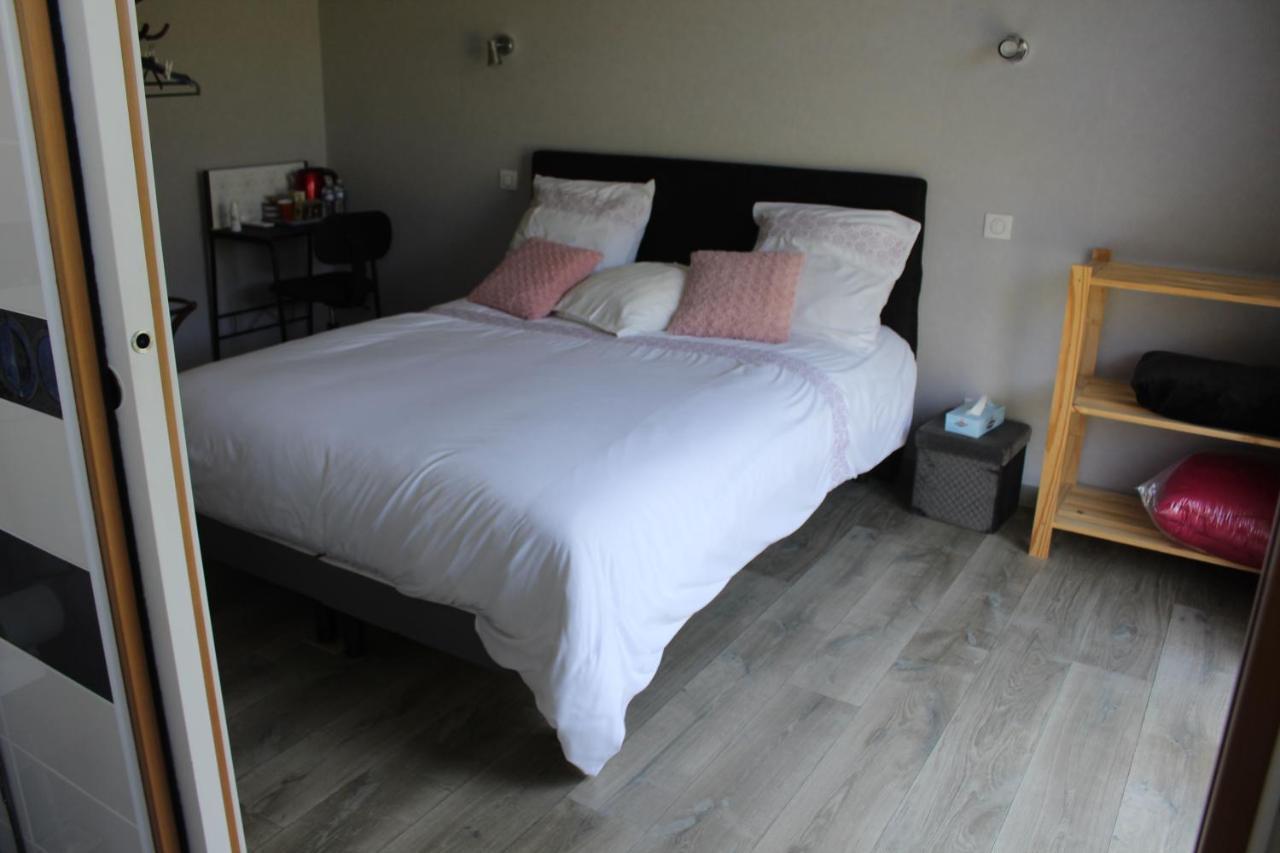 B&B La Lyre Saint-Georges-du-Bois  Bagian luar foto